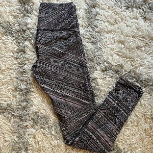 Lululemon Wunder Under leggings